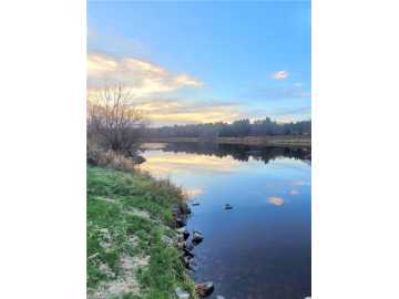 Neillsville, WI: N899 Resewood 