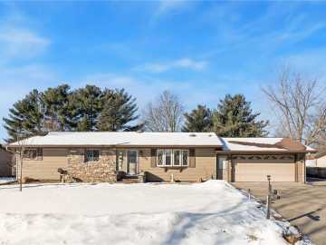 Black River Falls, WI: 908 Forrest Street