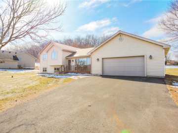 River Falls, WI: N8185 945th Street