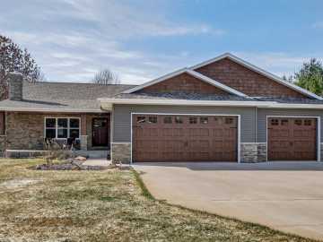 Eleva, WI: E3547 N Pine Creek Road