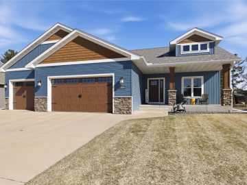 Eau Claire, WI: 3029 Hidden Meadow Court