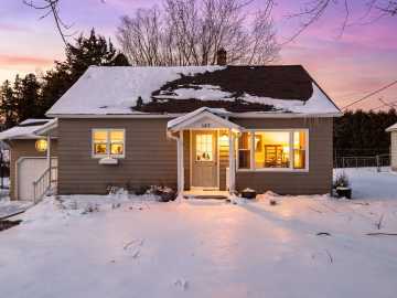 Dresser, WI: 127 State W Street