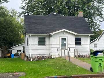 Cornell, WI: 216 N 2nd Street