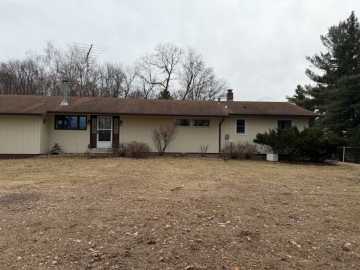 Eau Claire, WI: 8439 W Folsom Street