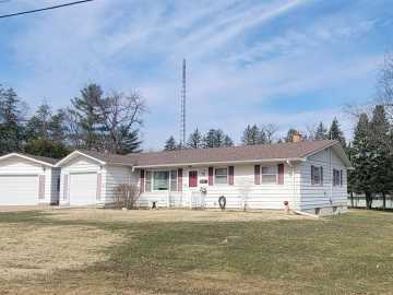 Black River Falls, WI: 1223 Harrison Street