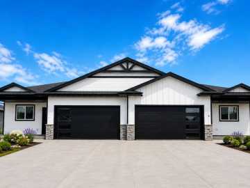Altoona, WI: 724 Sequoia Lane