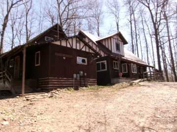 Stone Lake, WI: 16199 Musky Point Drive
