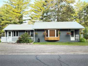 Danbury, WI: 29239 County Road H 