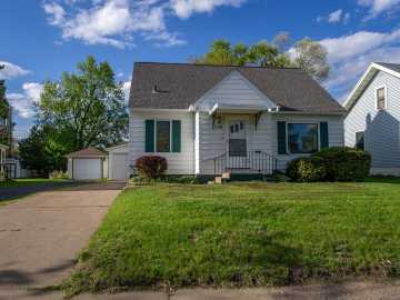 Eau Claire, WI: 708 Marshall Street