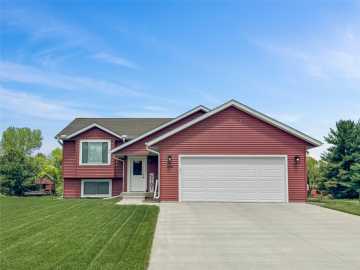 Eau Claire, WI: 1628 Hazeltine Drive
