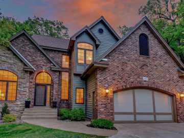 Eau Claire, WI: 2957 E Princeton Avenue