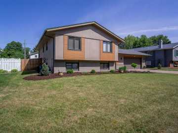 Eau Claire, WI: 1212 Webster Avenue