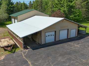 Hayward, WI: 14240 W State Hwy 77 