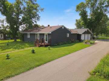 Almena, WI: 310 Clinton S Street