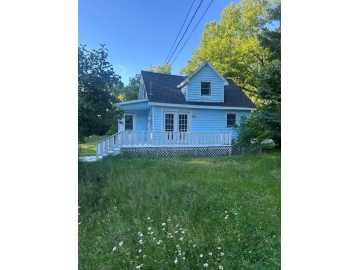 Stone Lake, WI: 16780W 1st N Street
