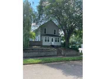 Chippewa Falls, WI: 101 E Canal Street