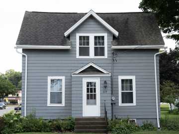 Durand, WI: 619 E Wells Street