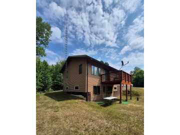 Hayward, WI: 9651N Dun Rovin Road