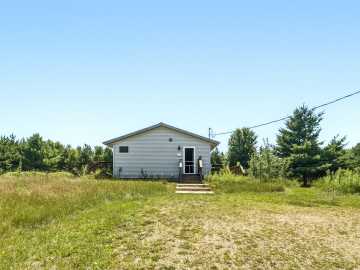 Colfax, WI: E6950 890th Avenue