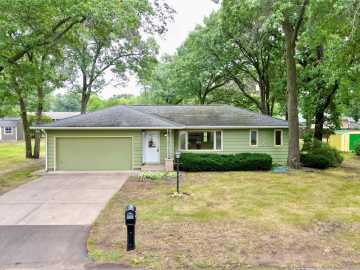 Eau Claire, WI: 3045 Wedgewood Avenue