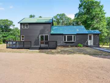 Minong, WI: N13163 Gilmore Drive