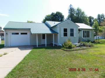 Ladysmith, WI: 817 E 5th N Street