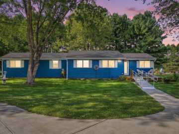 Eau Claire, WI: S 8825 Short Road