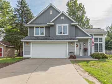 Menomonie, WI: 1304 Ballentine Road