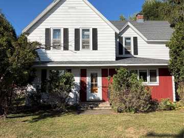 Prairie Farm, WI: 101 Allen Street E 
