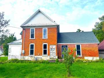 Independence, WI: 35717 4th Street