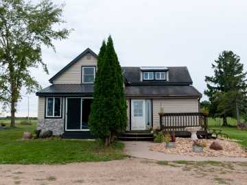 Barron, WI: 986 9th Street