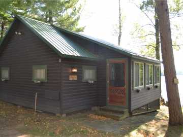 Hayward, WI: 11011 N Grosbeak Lane