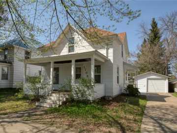 Eau Claire, WI: 1708 Summit Street