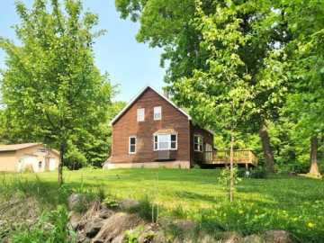 Luck, WI: 1561 240th Avenue