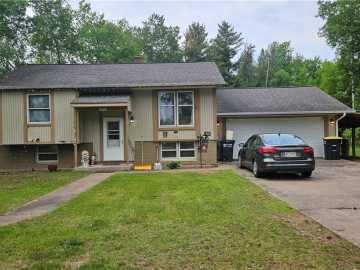Hayward, WI: 15752 Illinois Avenue