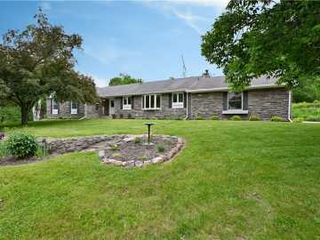Trego, WI: 5342 W County Hwy F