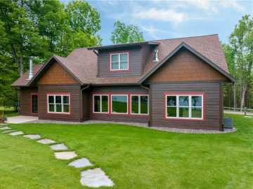 Cable, WI: 48025 Old Grade Road