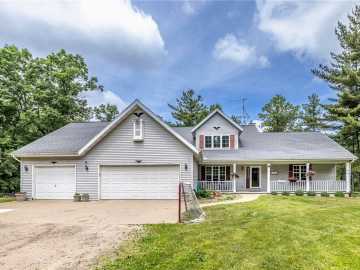 Black River Falls, WI: 548 N Roosevelt Road