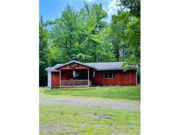 Birchwood, WI: 1414 N East Shore Drive