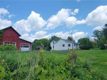 Merrillan, WI: 104 N Houghton Street