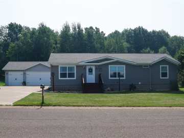 St Croix Falls, WI: 765 Hilltop Lane