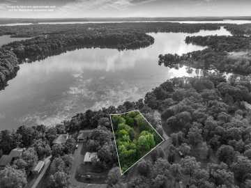 Chippewa Falls, WI: xxx 73rd Avenue