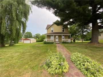 New Auburn, WI: 406 S East Street