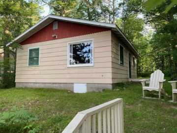 Hayward, WI: 14255 W Court Oreilles Lake Drive