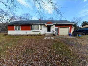 Chippewa Falls, WI: 11510 E Melby Street