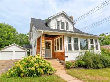 Eau Claire, WI: 712 Seaver Street
