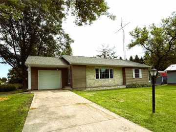 Hawkins, WI: 912 Washington Street