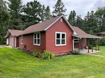 Shell Lake, WI: 201 3rd Street