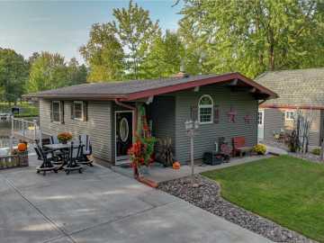 Holcombe, WI: 27320 256th Street
