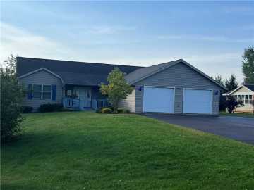 Cumberland, WI: 1655 Danis Way